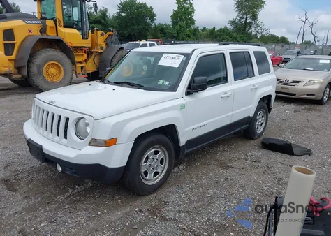 2015 Jeep Patriot Sport из США, поврежденный, VIN 1C4NJRBB9FD248139